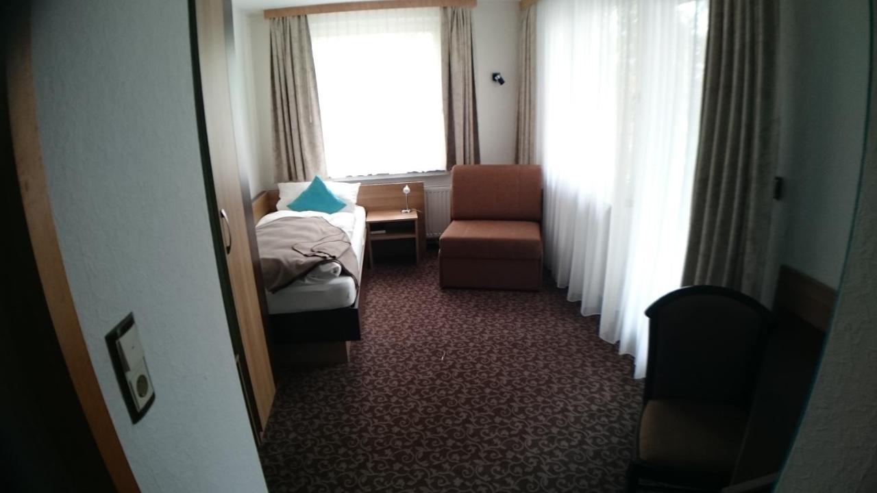 Hotel Cafe Meynen Bad Munder am Deister Bagian luar foto